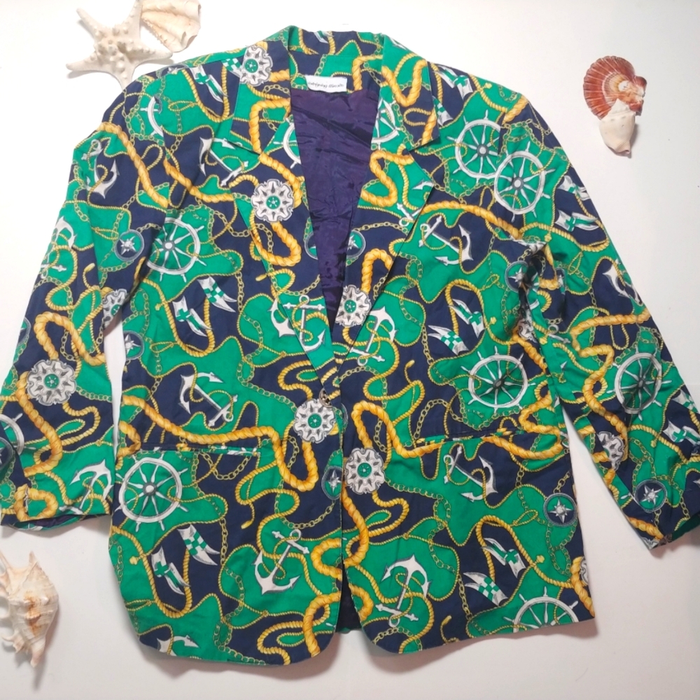 Unique nautical lounge jacket with shoulder pads